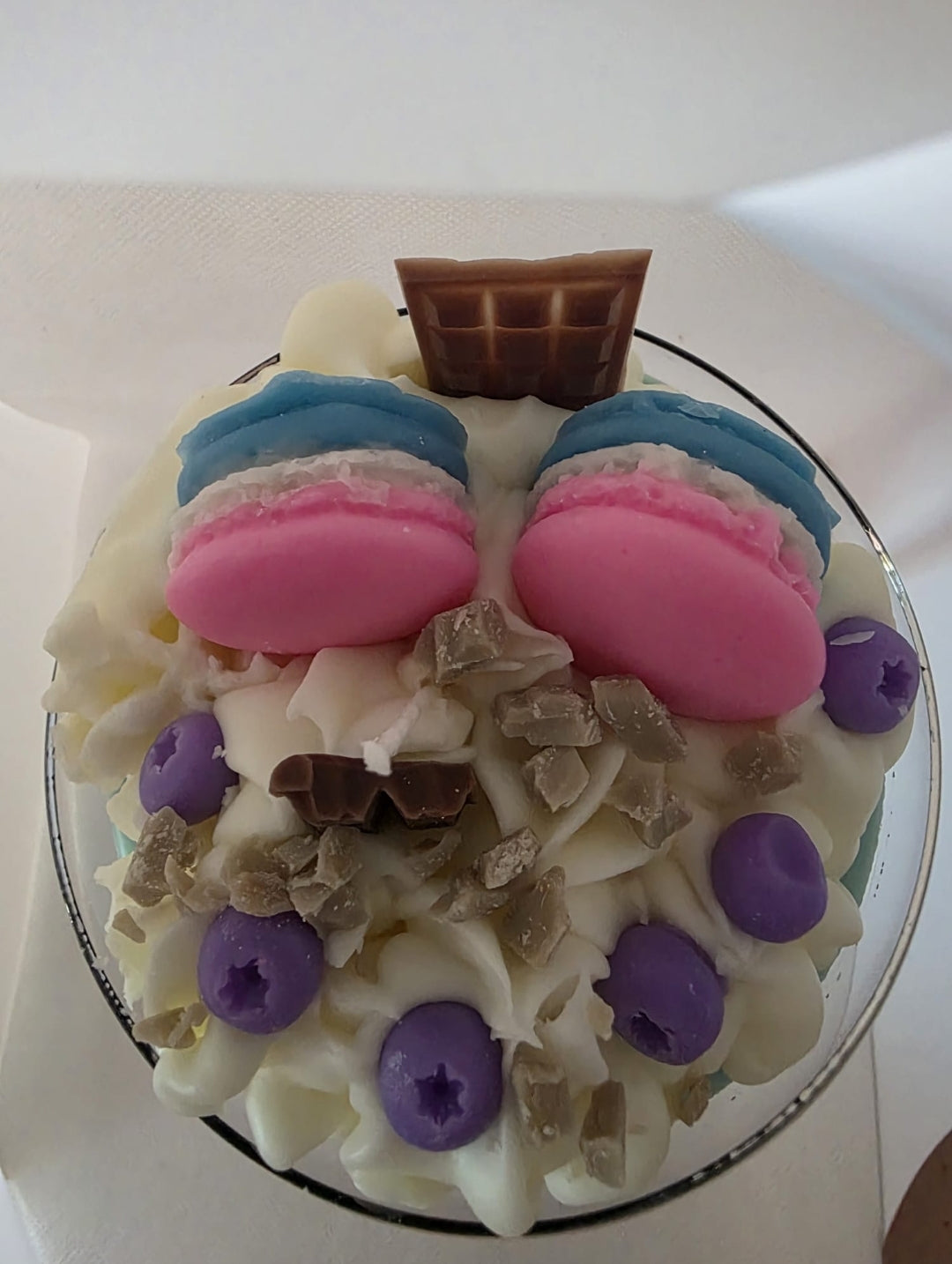 Dessertkerze mit Macarons