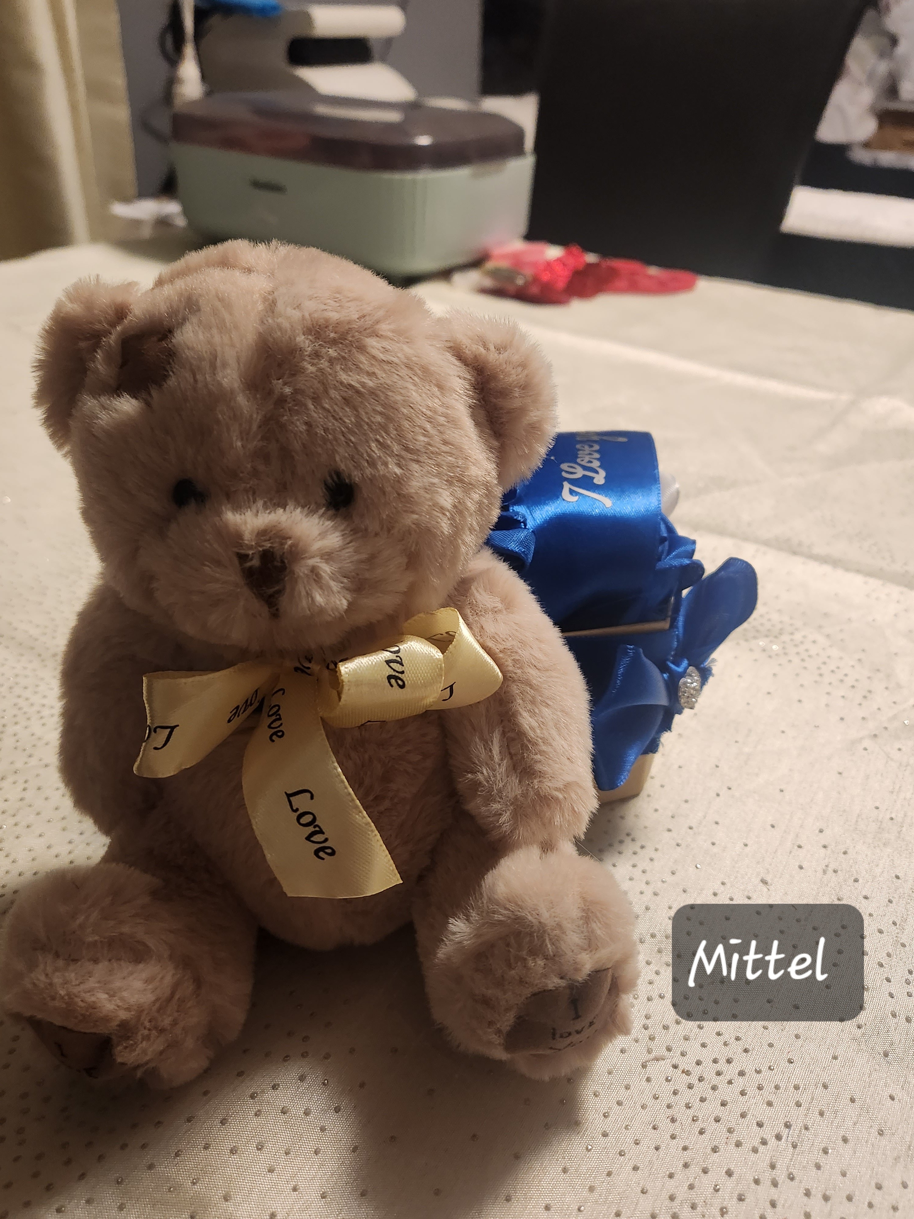Teddy mit ewige Rosen